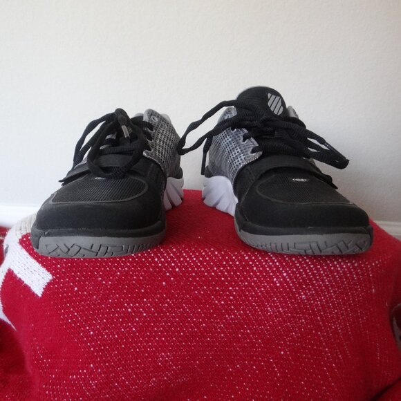 K Swiss Sneakers - Picture 3 of 5